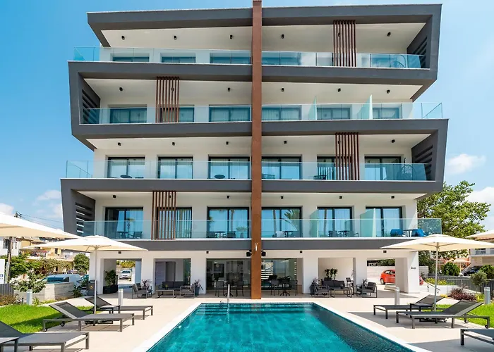Waterside Sea View Apartments