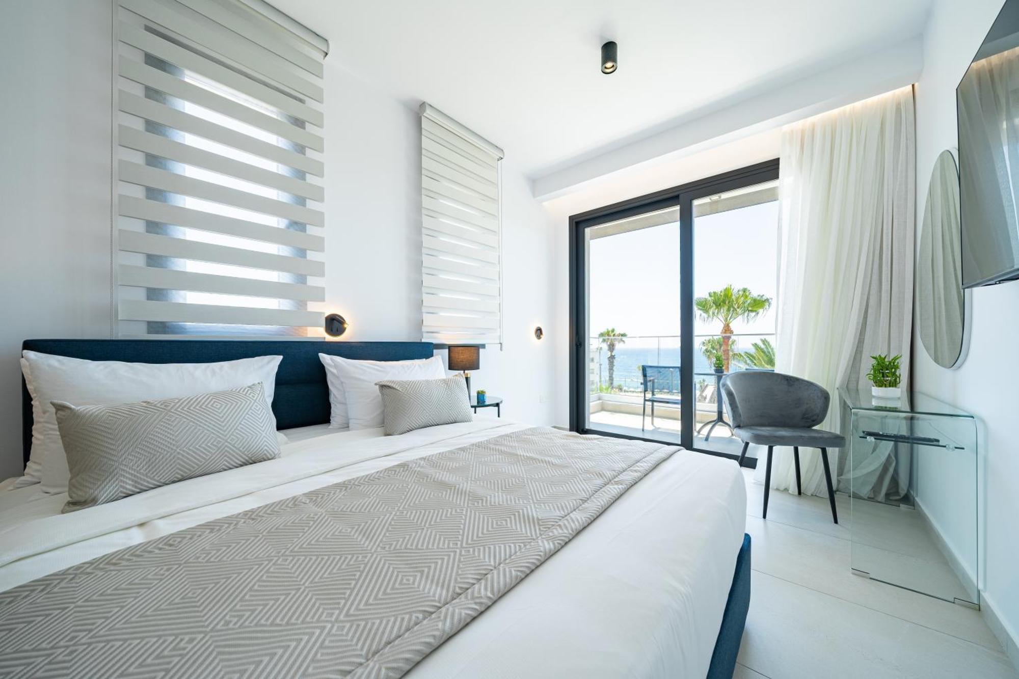 Hotel de apartamente Waterside Sea View Paphos